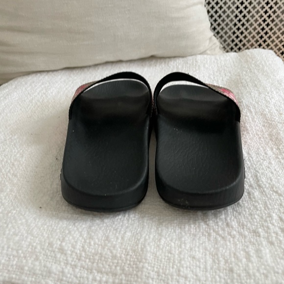 Gucci Bloom Slides - Picture 5 of 7